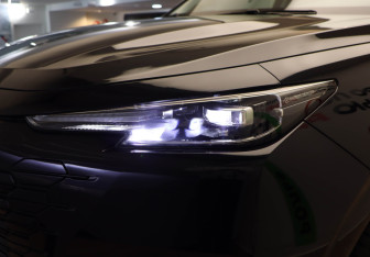 Подержанный автомобиль Changan UNI-K 2023 года (32 фото)