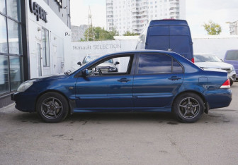 Подержанный автомобиль Mitsubishi Lancer Sedan 2007 года (8 фото)