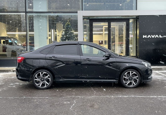 Подержанный автомобиль LADA (ВАЗ) Vesta Sedan 2022 года (4 фото)