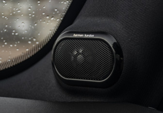 Подержанный автомобиль MINI Hatch 2020 года (14 фото)