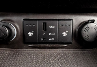 Подержанный автомобиль Hyundai Santa Fe 2011 года (14 фото)