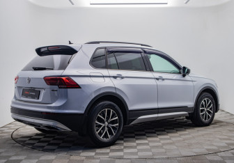Подержанный автомобиль Volkswagen Tiguan 2019 года (5 фото)