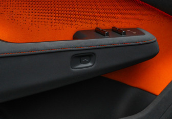 Подержанный автомобиль Zeekr 001 2024 года (25 фото)