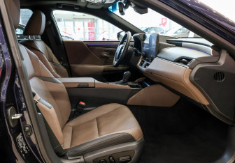 Новый Lexus ES 2025 (11 фото)