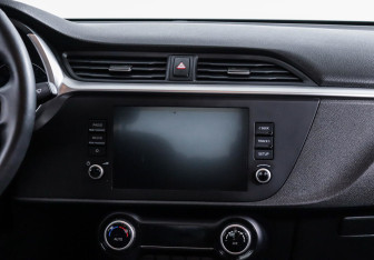 Подержанный автомобиль Kia Rio Sedan 2022 года (10 фото)