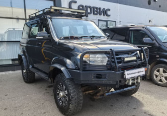 Подержанный автомобиль УАЗ Patriot 2015 года (3 фото)