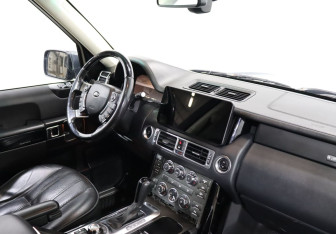 Подержанный автомобиль Land Rover Range Rover 2011 года (10 фото)