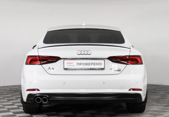 Подержанный автомобиль Audi A5 Liftback 2019 года (6 фото)