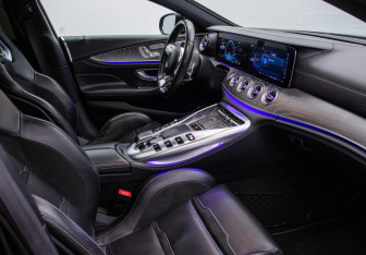 Подержанный автомобиль Mercedes-Benz AMG GT Liftback 2018 года (9 фото)