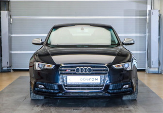 Подержанный автомобиль Audi S5 Coupe 2012 года (2 фото)