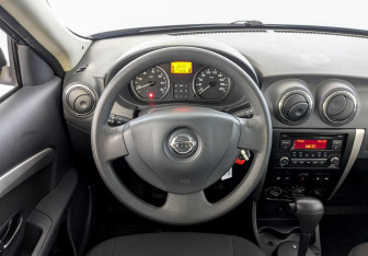 Подержанный автомобиль Nissan Almera Sedan 2017 года (21 фото)