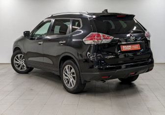 Подержанный автомобиль Nissan X-Trail 2018 года (7 фото)