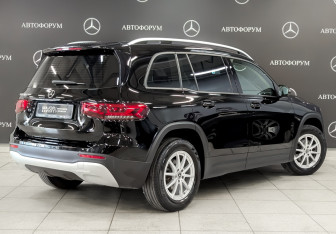 Подержанный автомобиль Mercedes-Benz GLB 2021 года (5 фото)
