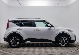 Подержанный автомобиль Kia Soul 2020 года (6 фото)