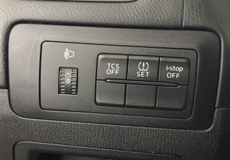 Подержанный автомобиль Mazda CX-5 2014 года (17 фото)