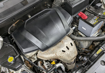 Подержанный автомобиль Geely Emgrand X7 2015 года (9 фото)