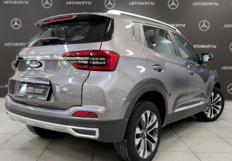 Подержанный автомобиль Chery Tiggo 4 2022 года (5 фото)