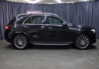 Подержанный автомобиль Mercedes-Benz GLE 2020 года (4 фото)