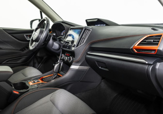 Подержанный автомобиль Subaru Forester Suv 2021 года (14 фото)