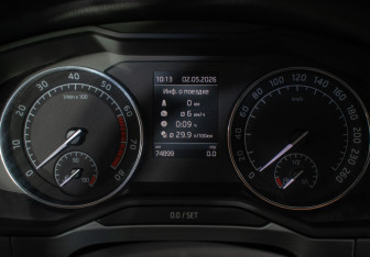 Подержанный автомобиль Skoda Superb Liftback 2018 года (12 фото)