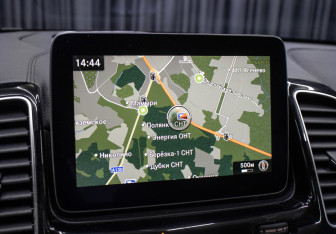 Подержанный автомобиль Mercedes-Benz GLE 2016 года (20 фото)