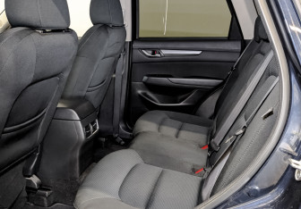 Подержанный автомобиль Mazda CX-5 2017 года (12 фото)