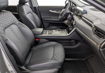 Подержанный автомобиль Exeed TXL 2023 года (24 фото)