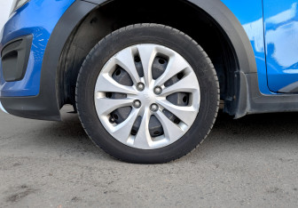 Подержанный автомобиль Kia Rio Hatchback 2020 года (18 фото)