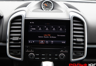 Подержанный автомобиль Porsche Cayenne 2017 года (14 фото)