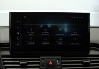 Подержанный автомобиль Audi Q5 2021 года (20 фото)