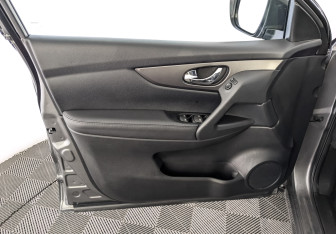 Подержанный автомобиль Nissan Qashqai 2021 года (19 фото)