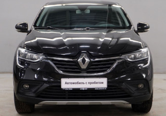 Подержанный автомобиль Renault Arkana 2022 года (2 фото)