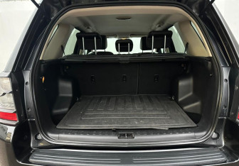 Подержанный автомобиль Land Rover Freelander 2012 года (15 фото)