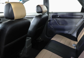 Подержанный автомобиль Chevrolet Lacetti Sedan 2007 года (12 фото)