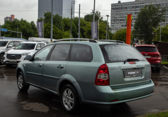 Подержанный автомобиль Chevrolet Lacetti Wagon 2007 года (5 фото)