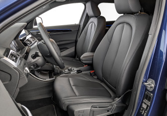 Подержанный автомобиль BMW X2 2021 года (20 фото)