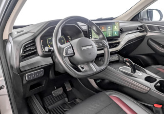 Подержанный автомобиль Haval F7x 2022 года (16 фото)