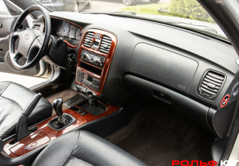 Подержанный автомобиль Hyundai Sonata 2008 года (7 фото)