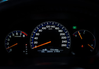 Подержанный автомобиль Honda Accord Sedan 2006 года (17 фото)