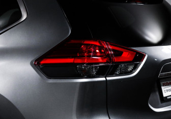 Подержанный автомобиль Nissan X-Trail 2019 года (16 фото)