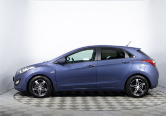 Подержанный автомобиль Hyundai i30 Hatchback 2013 года (8 фото)