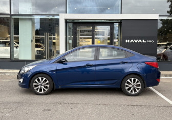 Подержанный автомобиль Hyundai Solaris Sedan 2014 года (8 фото)
