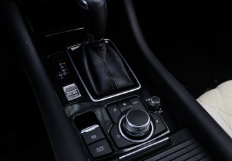 Подержанный автомобиль Mazda 6 Sedan 2019 года (16 фото)