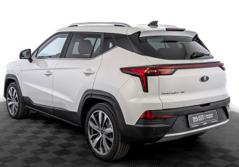 Подержанный автомобиль Москвич 3е 2023 года (7 фото)