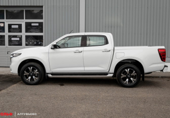 Новый Mazda BT-50 2023 (2 фото)