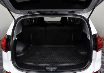 Подержанный автомобиль Kia Sportage 2015 года (17 фото)