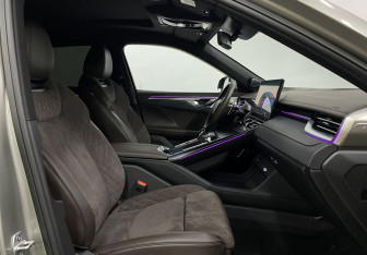 Подержанный автомобиль Wey 05 2023 года (27 фото)