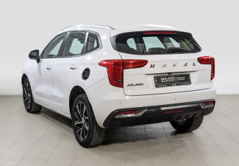 Подержанный автомобиль Haval Jolion 2022 года (7 фото)