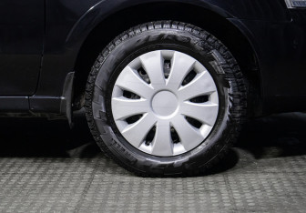 Подержанный автомобиль Nissan Almera Classic 2011 года (21 фото)