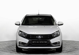 Подержанный автомобиль LADA (ВАЗ) Vesta Sedan 2017 года (2 фото)